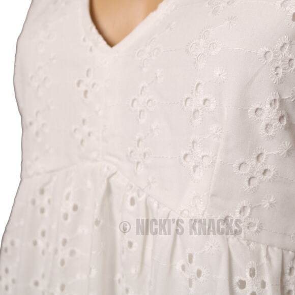 Crystal Doll White Eyelet Flutter Sleeve Shift Mini Dress Pleated Crochet Size M - Picture 4 of 14